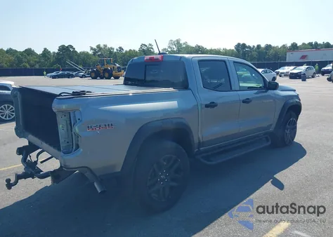 2025 Chevrolet Colorado 4Wd Trail Boss z USA, uszkodzony, nr VIN 1GCPTEEK5S1142712